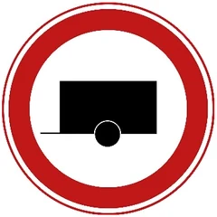 Señal C10: Cerrado para vehículos de motor con remolque