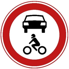 Señal C12: Cerrado para todos los vehículos de motor