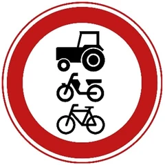 Señal C9: Cerrado para jinetes, ganado, carros, tractores, vehículos de velocidad limitada, máquinas móviles, brommobielen, bicicletas, snorfietsen, ciclomotores y vehículos para personas con discapacidad