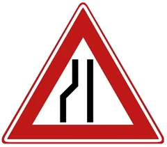 Señal J19: Estrechamiento de calzada por la izquierda